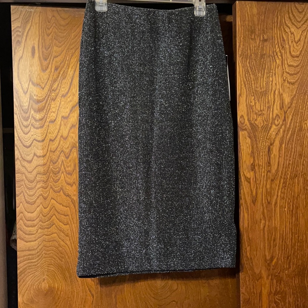 Tribal comfort waist skirt,NWT,sz.small